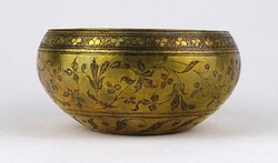 1X783 Régi keleti, indiai, vésett mintákkal díszített, öblös réz kaspó, virágtartó 6.5 x 13.5 cm