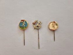 Budapesti Ifjúsági Napok futóverseny 1958, KISZ futóverseny 1961, DSK futóverseny jelvények