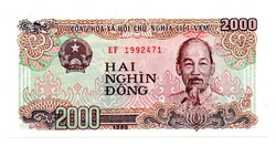 Vietnam 2000 Dong Bankjegy 1988 P107a1 UNC széles számozás 27mm