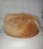 Szőrme kucsma -női