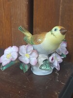 Herendi Kézi Festésű,Virágos Ágon Ülő Madár.12 cm.