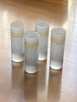 4 PÁLINKÁS POHÁR, ÉRDEKES, FOLYATOTT MINTÁVAL DÍSZÍTVE 10.5 CM