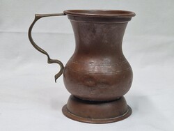 Régi réz korsó vagy kupa szép állapotban 198 g. súlyú 12 cm. magas