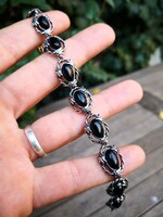 Gyönyörű ónix köves ezüst karkötő