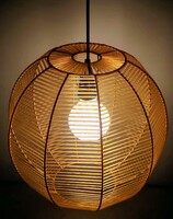 Space age Urban Studio  tervezte Shy red Linea spagetti lámpa ALKUDHATÓ