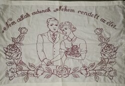 Régi hímzett falvédő