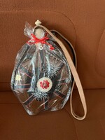 Csikóbőrős kulacs bontatlan csomagolásban iparművészeti munka cimkével Magassága 37 cm