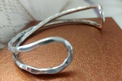 CSAVART HUROK ALAKÚ EZÜST KARPEREC KARKÖTŐ