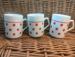 Zsolnay piros pöttyös bögrék