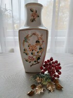 Hollóházi porcelán váza, madár és virág díszítéssel