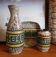 Veb Haldensleben vázacsalád tállal - 70-es évek - három darab geometrikus mintával