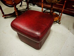 Antikolt bordó színű valódi bőr puff , ülőke , lábtartó kifogástalan állapotban