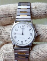 Retro vintage Q&Q Férfi Quartz Karóra Acél Szíjal