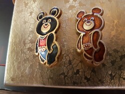 MISA  mackó olimpiai kitűző  figurák  -  gyűjtőknek. Szép állapotuak.