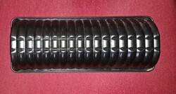 Retro sütőforma – bordázott kalács / püspökkenyér forma (zománcos fém)