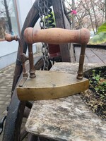 Antik sárgaréz vasaló