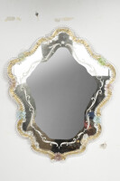 Murano-i tükör plasztikus színes virágokkal