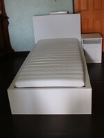 Ikea Malm ágy éjjelivel eladó