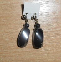 Új gyönyörű fényű hematit, valódi ásvány fülbevaló.