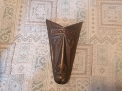 VÖRÖSRÉZ FALI-MASZK