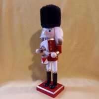 "Dobos ". Fa diótörő katona, fa figura, karácsonyi dekoráció.