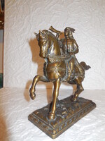 Sárgaréz öntésű ,  angol lovas szobor  :  Indián lóháton     18 x 19 cm