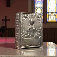 Régi rózsafüzér vagy kereszt tartó ezüst vagy ezüstözött szelence, kis doboz, régi vallási emlék