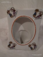 FÉNYKÉPTARTÓ - 1978 év - MISS PETTICOAT - JELZETT - PORCELÁN - 13 x 10  x 4 cm  - hibátlan