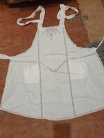 Finom lenvászon kötény csipke díszítéssel