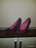 Buffalo LONDON 40-es padlizsán platform, telitalpú női cipő