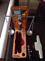 Régi Különleges  Német Karát Mérleg  Fa dobozban Hiánytalan