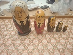 Jelcin, Gorbacsov, Brezsnyev, Sztálin, Lenin festett fa matrjoska babák 5-18 cm, alkudható