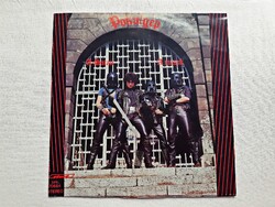 ÚJSZERŰ, NAGYON RITKA, POKOLGÉP KISLEMEZ: SÁTÁN / MASZK SP!