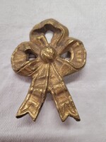 SÁRGARÉZ ÖNTVÉNY MASNI