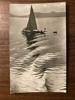 Képeslap  Vitorlás a Balatonon