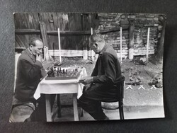 Sakkozók falun - 1950 körüli vintage fotó