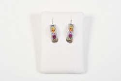 14 karátos fülbevaló gyémántokkal zafírokkal