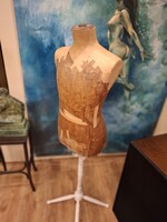 100 éves, antik, eredeti próbababa, szabóbaba lábazattal együtt eladó