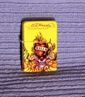 Ed Hardy benzines öngyújtó