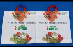 Retro  Frische Center márkájú vastag reklámtáskák 2 db egyben