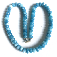 Akvamarin rondellekből csodaszép nyakék selyemszálon