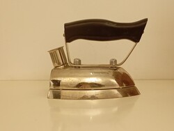 Régi elektromos kis vasaló