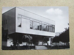 1978.  Kunhegyes kulturház (125)