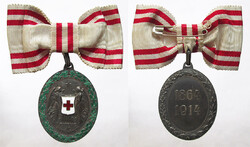 Vöröskereszt Ezüst Díszérme hadidíszítménnyel női csokorszalagon