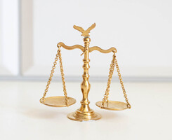 Vintage mini fém mérleg - bababútor, babaházi kiegészítő, miniatűr, játék