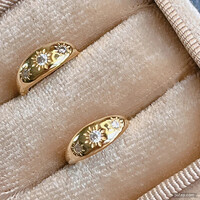 Francia stílusú gold filled cirkónia köves  fülbevaló elsősorban kislányoknak ajánlom.