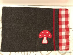 KARÁCSONYI  ALÁTÉT - ÚJ - 45 x 30 cm - FILC - NÉMET - VASTAG - HIBÁTLAN