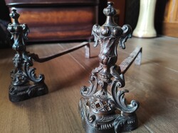 Antique style fireplace mantelpiece pair (fire dog) – with classicist decoration
