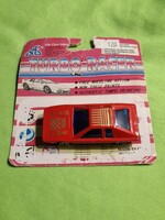 Kis autó, trafik áru az 1980-as évekből