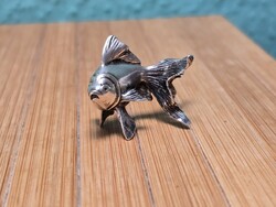 Ezüst miniatűr hal